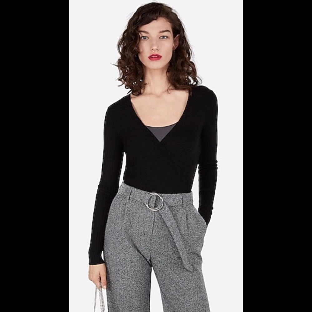 EXPRESS Wide Ribbed Surplice Fitted Sweater - Picture 5 of 8